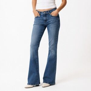 Levis Jeans Womens 12 Low Rise Flare 531 Stretch Denim Medium Wash Blue Pants